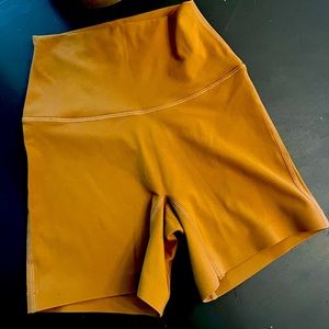 LSKD Elixir XS short in camel - brand new with tags